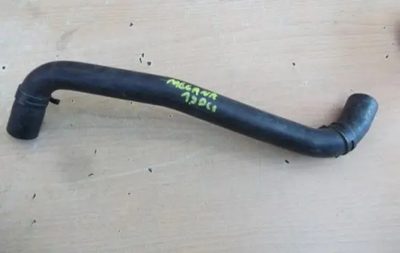 Renault Megane IV Engine coolant pipe/hose