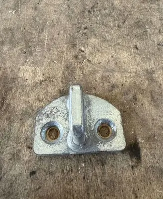 Renault Master III Rear door lock loop/hook striker 122RB