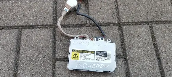 Lexus RX 330 - 350 - 400H Headlight ballast module Xenon 8596733010 3900077065