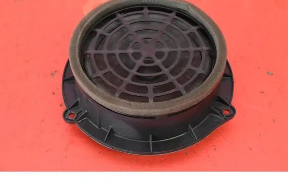 Audi A6 Allroad C7 Subwoofer speaker 4G1035411