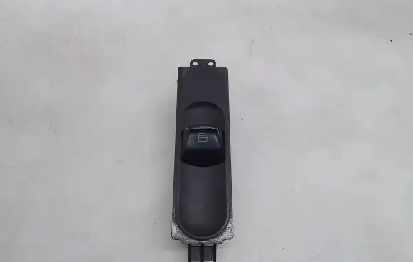 Mercedes-Benz Sprinter W906 Electric window control switch A9065450913