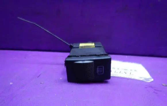 Audi A4 S4 B5 8D Windscreen/window heater switch 4D0941503B