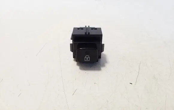 Polestar 2 Central locking switch button 32279487