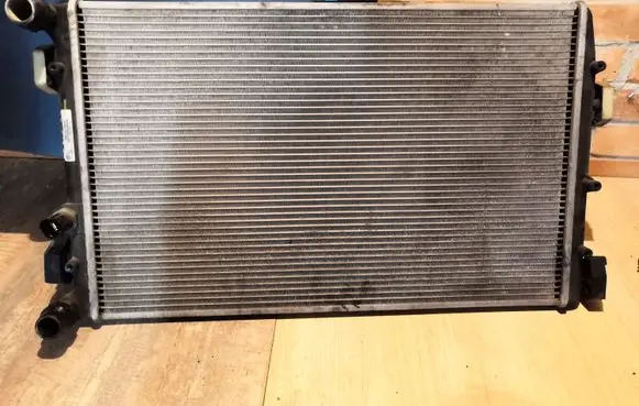 Skoda Fabia Mk2 (5J) Coolant radiator