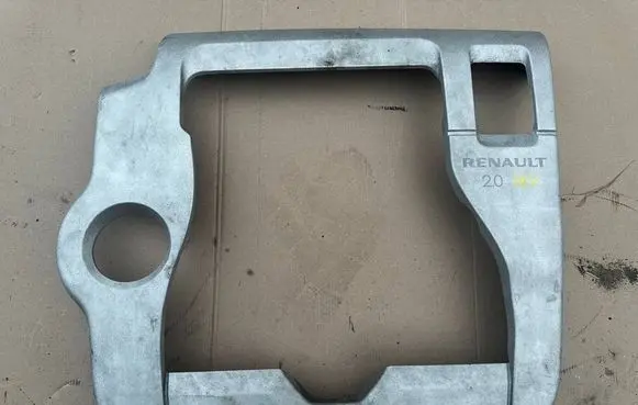 Renault Laguna III Engine cover (trim) 8200506455