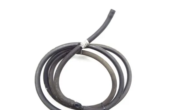 Mercedes-Benz S W221 Windshield washer fluid hose A2218600392