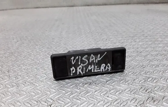 Nissan Primera Number plate light 2KA008224