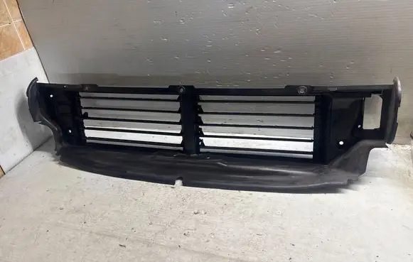 Volvo S90, V90 Intercooler air guide/duct channel 31690201