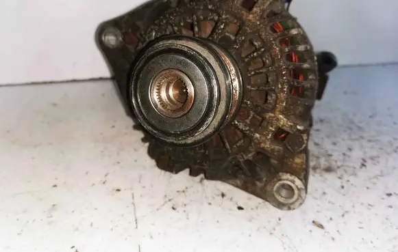KIA Carnival Generator/alternator 373004X000 AF11139U 12V110A