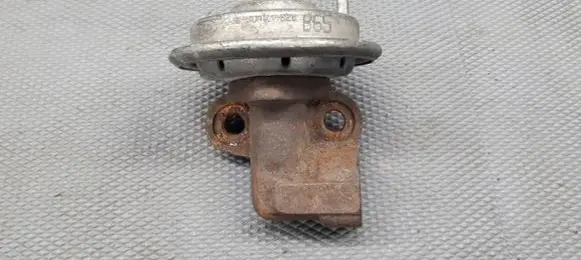 Ford Mondeo MK II EGR valve f53e9d475a2a