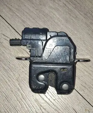 Renault Megane III Tailgate lock latch 846307169R