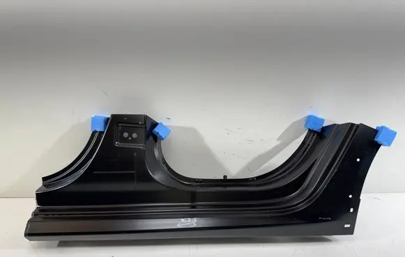 Peugeot 208 II Other sill/pillar trim element 1686221080