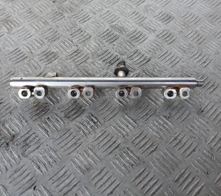 Hyundai Kona I Fuel main line pipe