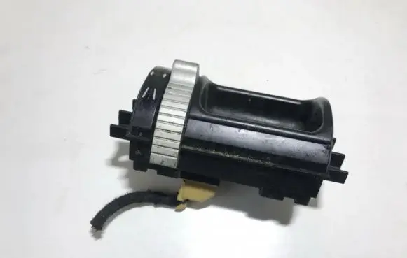 Traction control (ASR) switch