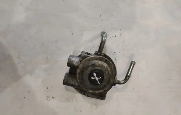 Ford Ranger Fuel filter housing 