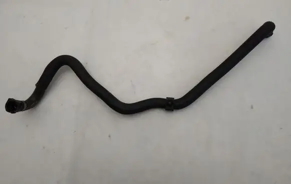 Land Rover Discovery Sport Engine coolant pipe/hose GJ327H255AB