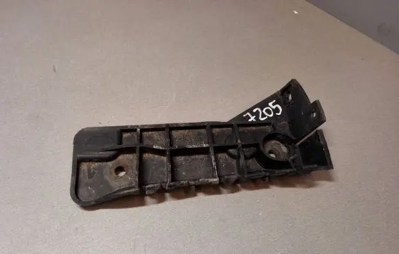 Audi A4 S4 B6 8E 8H Front bumper mounting bracket 8E0807284 8E0807284A