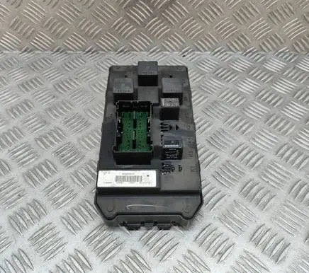 Jeep Grand Cherokee (WK) Fuse module 56050066AC