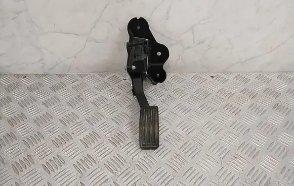 Nissan Murano Z51 Accelerator throttle pedal 180021AA0B