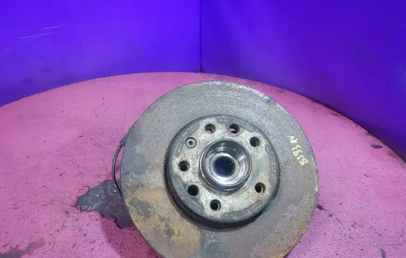 Opel Astra H Front wheel hub spindle knuckle 