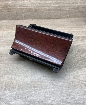 Mercedes-Benz E W210 Car ashtray