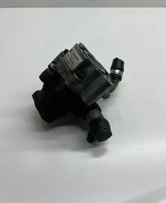 Rover 75 Power steering pump QVB101391