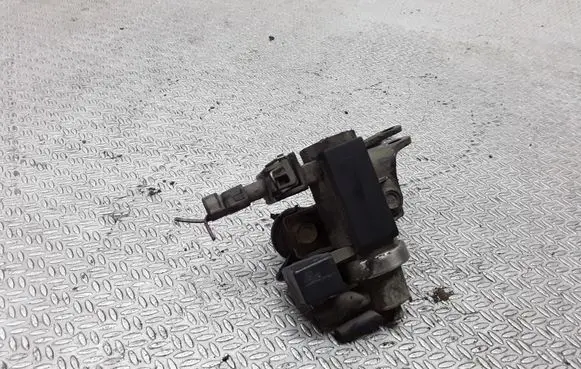 Opel Combo C Vacuum valve 897218
