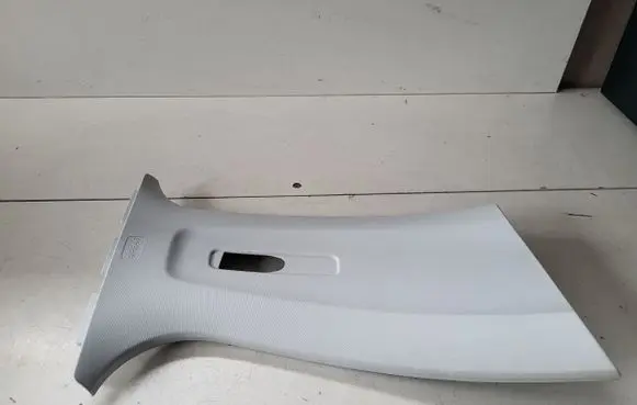Peugeot 2008 I Seat belt trim 9673655877