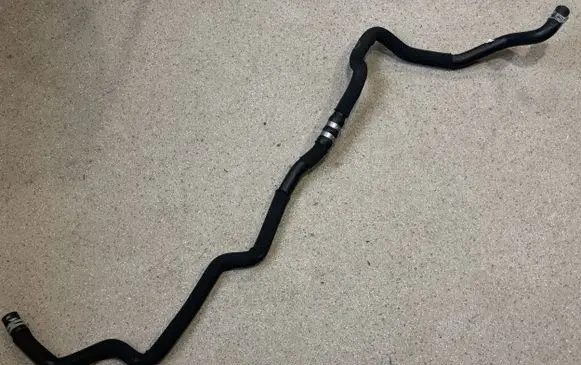 BMW X3 G01 Engine coolant pipe/hose 9354473