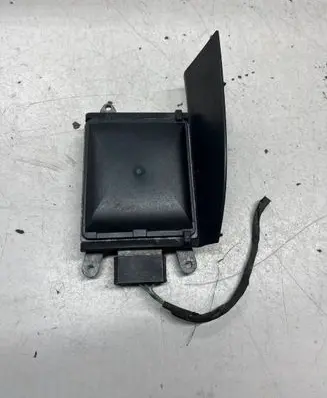 BMW 5 F10 F11 Blind spot module 6868728