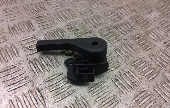 Land Rover Discovery 4 - LR4 Engine bonnet (hood) release handle