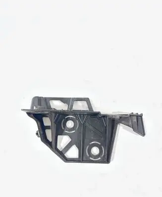 Front bumper mounting bracket