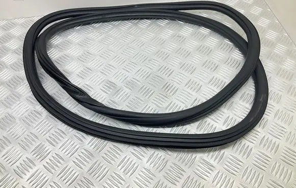 Audi A4 S4 B9 Front door rubber seal 8W0831721B