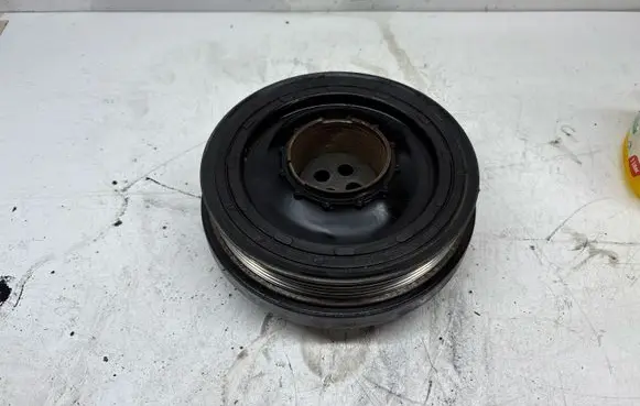 BMW 5 E60 E61 Crankshaft pulley 