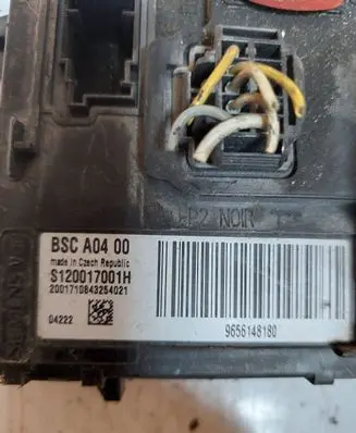 Peugeot 407 Fuse module 9656148180 BSCA0400 S120017001H