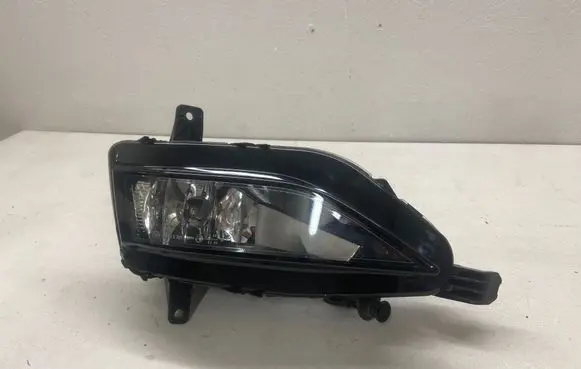 Volkswagen Golf VII Front fog light 5G0941661F 90140489