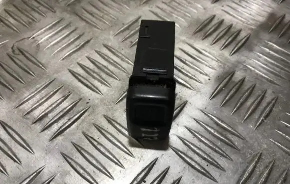 Mazda 323 Windscreen/window heater switch