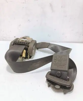 Audi A3 S3 8L Front seatbelt 8l4857706a