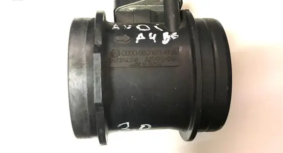 Audi A6 S6 C5 4B Mass air flow meter 06C133471A