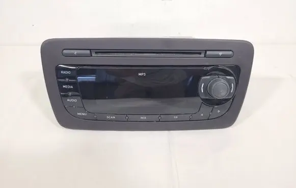 Seat Ibiza IV (6J,6P) Radio/CD/DVD/GPS head unit 6J1035153G SW0203 SEZAZ2L1841558