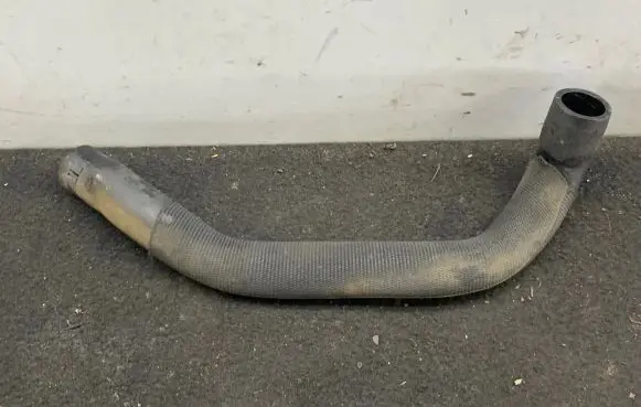 Audi Q7 4L Intercooler hose/pipe 059103221K