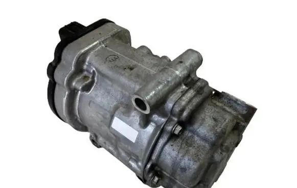 Toyota Corolla E210 E21 Air conditioning (A/C) compressor (pump) 0424001201