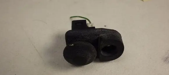 Nissan Qashqai Rear door sensor 
