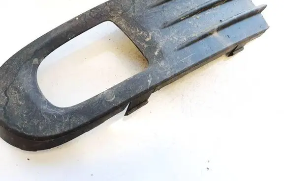 Volvo V50 Front bumper lower grill 30655885