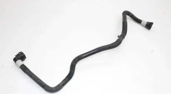 Tesla Model Y Engine coolant pipe/hose