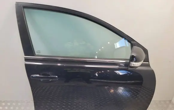 Door (2 Door Coupe)