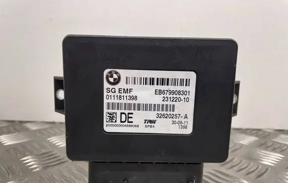 BMW 5 F10 F11 Hand brake control module 6799083