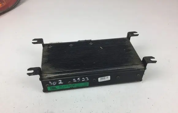 Peugeot 407 Sound amplifier 9631262080