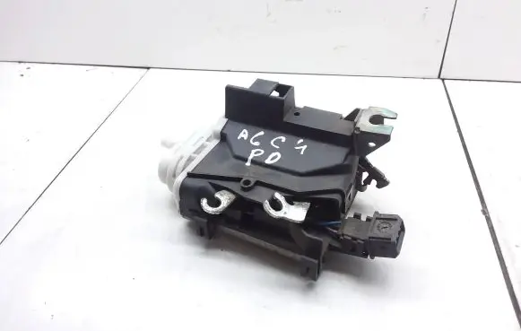 Audi A6 S6 C4 4A Front door lock 4A1837016D