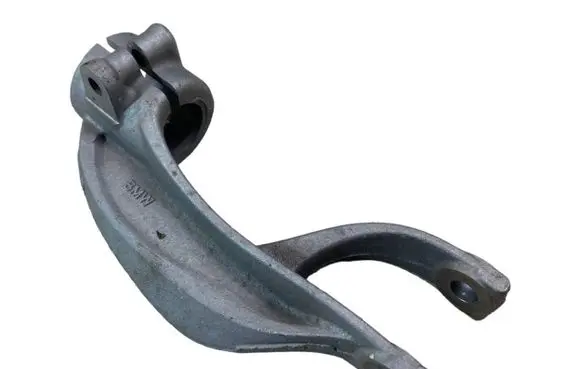 BMW X5 G05 Lower shock absorber bracket 6876684